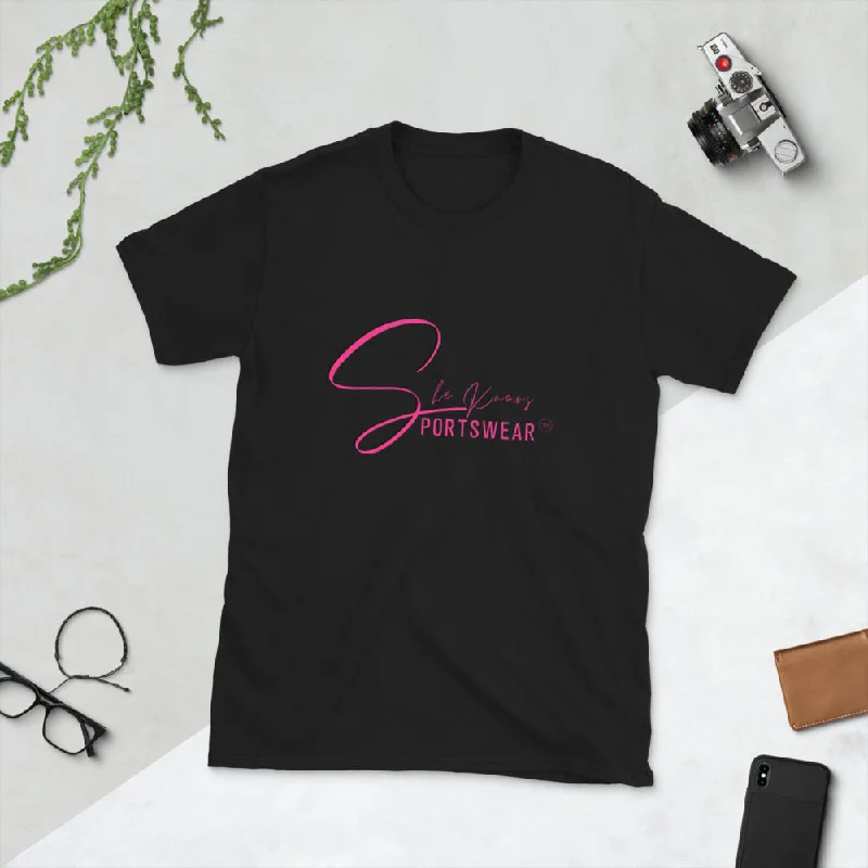 Signature She Knows SportsWear Tee