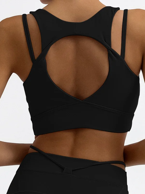 ZASUWA Female Twist Cutout Sports Bras