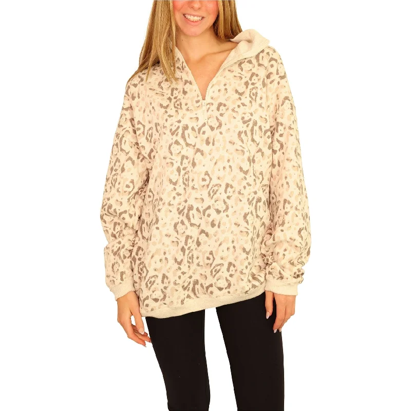 American Eagle Womens Leopard Sweatshirt