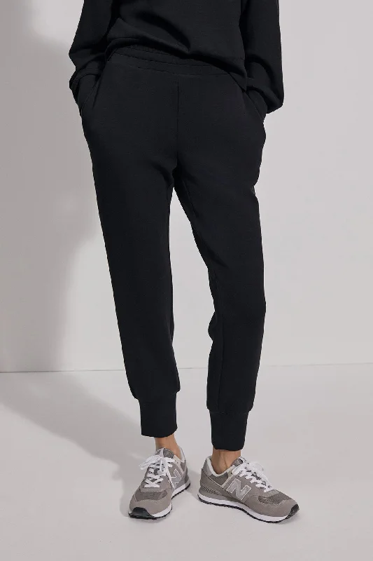 The Slim Cuff Pant 25"